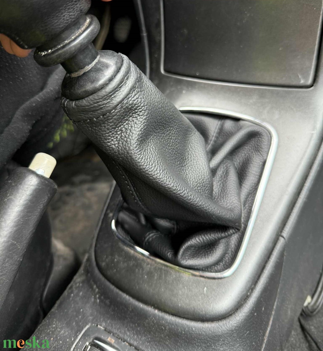 Toyota Avensis T25 bőr váltószoknya - otthon & életmód - autó - autós váltószoknya - Meska.hu