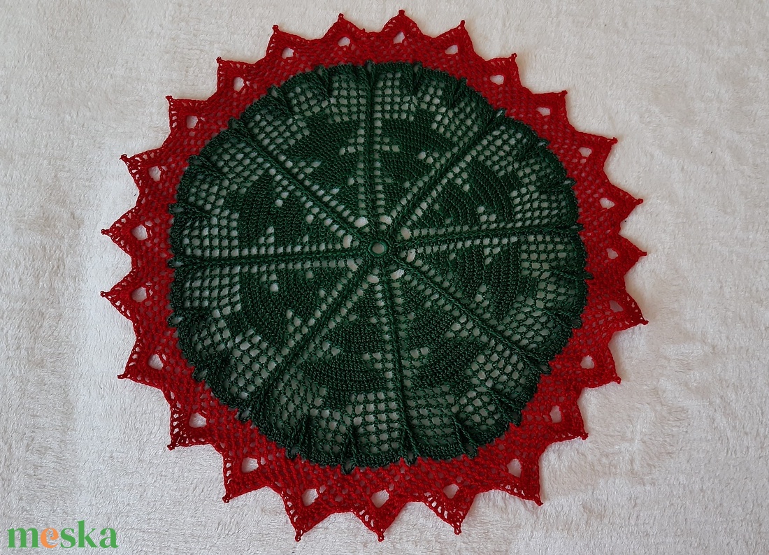 Horgolt karácsonyi terítő - otthon & életmód - dekoráció - asztal és polc dekoráció - asztal és polc dekoráció - Meska.hu