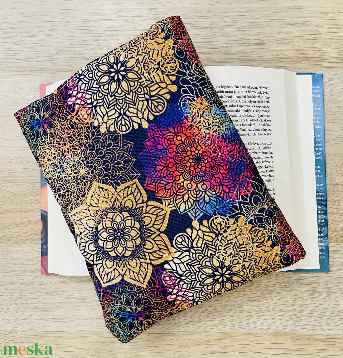 Vízhatlan ölelhető könyvtok (mandalás)  - könyv & zene - könyvtok - Meska.hu