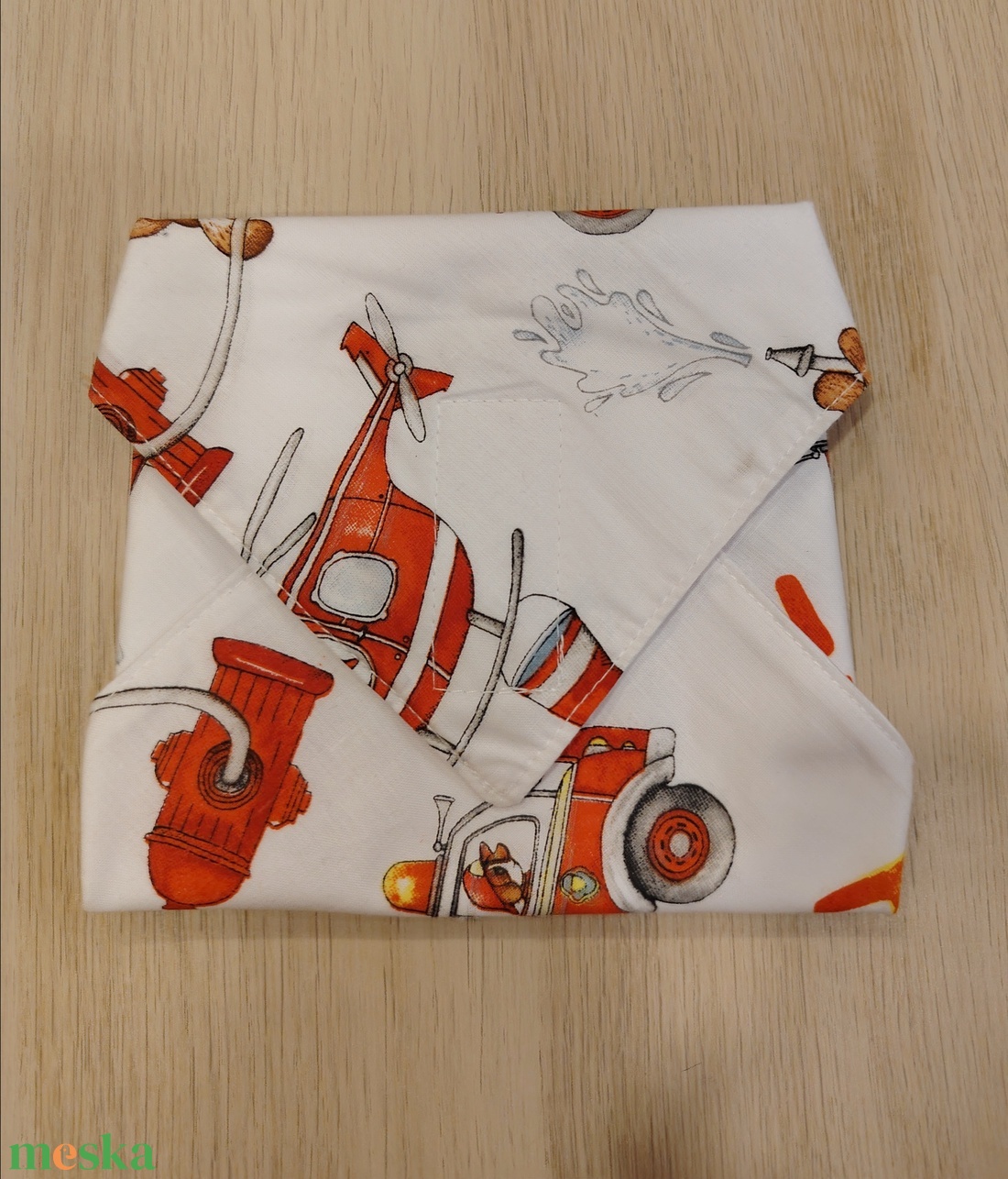 Tűzoltós  újraszalvéta - táska & tok - uzsonna- & ebéd tartó - szendvics csomagoló - Meska.hu