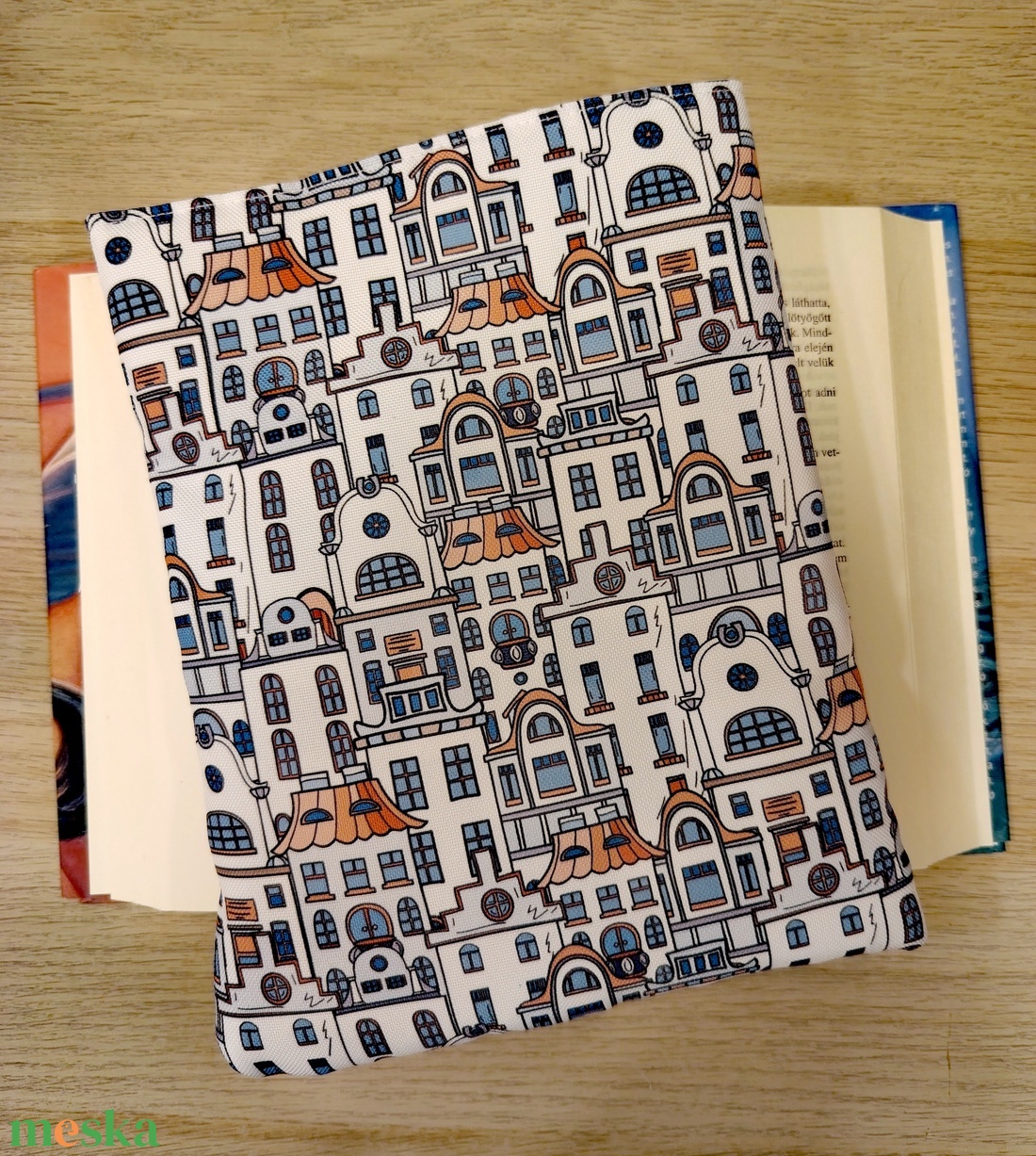 Vízhatlan ölelhető könyvtok ( házikók )) - könyv & zene - könyvtok - Meska.hu Vízhatlan ölelhető könyvtok ( házikók )) - könyv & zene - könyvtok - Meska.hu