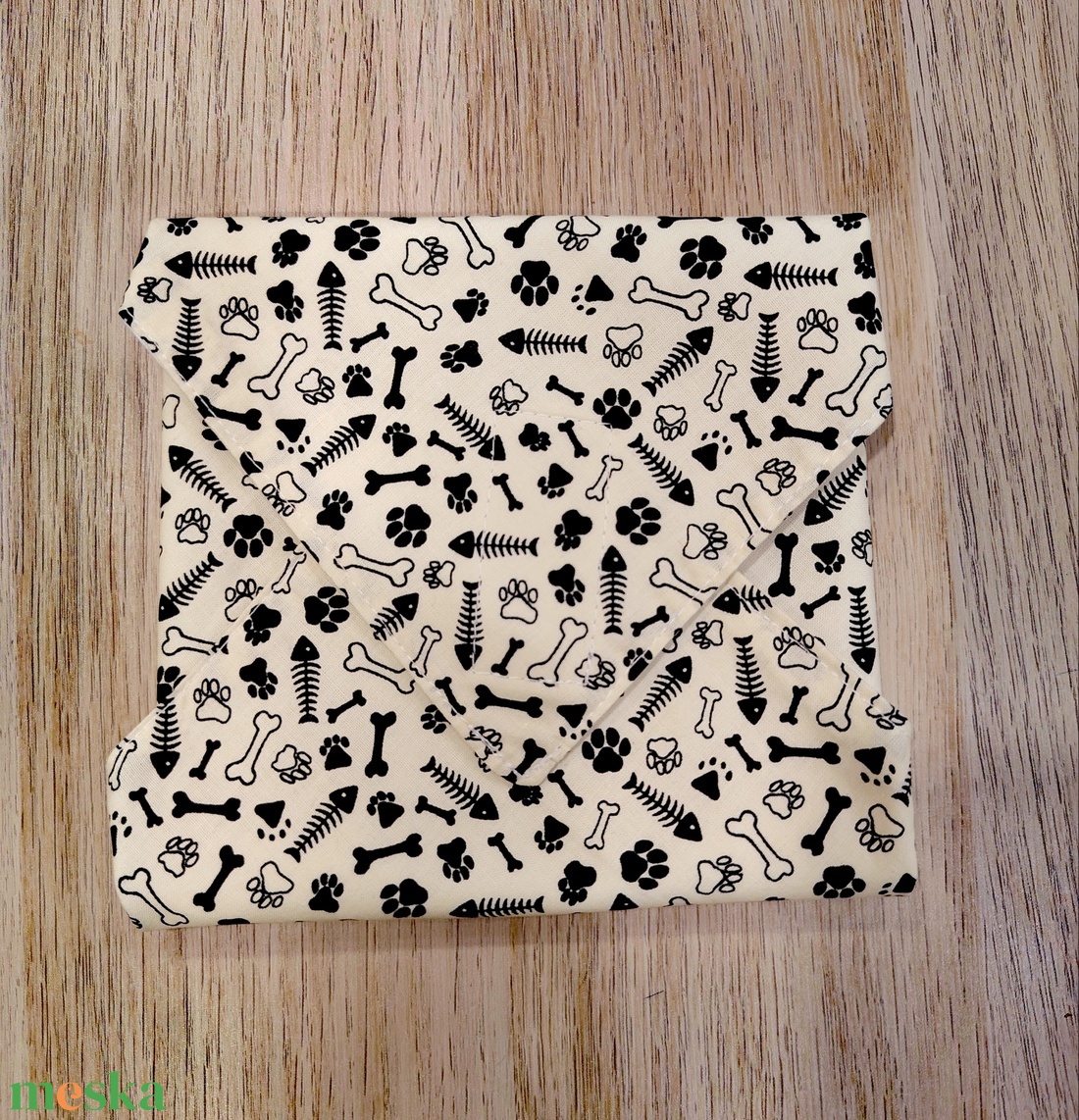 Csontos újraszalvéta - táska & tok - uzsonna- & ebéd tartó - szendvics csomagoló - Meska.hu Csontos újraszalvéta - táska & tok - uzsonna- & ebéd tartó - szendvics csomagoló - Meska.hu