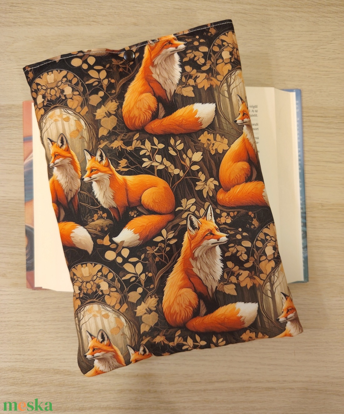 Nagy zárható vízhatlan könyvtok/ tablet tok  (róka))  - otthon & életmód - papír, írószer - könyv- és füzetborító - Meska.hu
