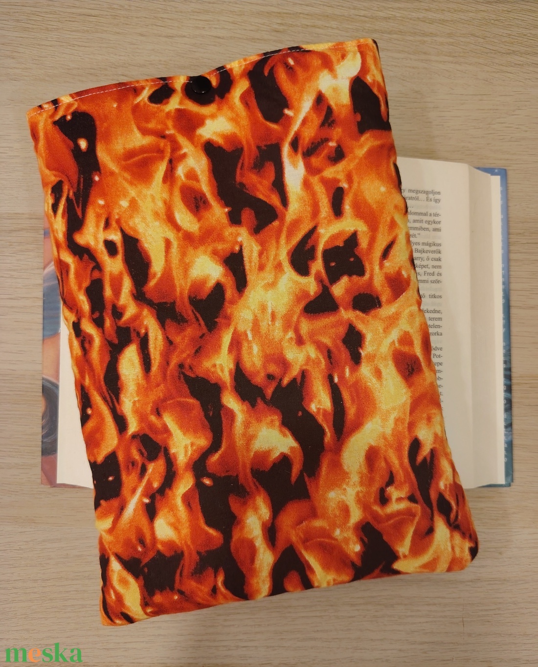 Nagy zárható könyvtok/ tablet tok  (tűz))  - otthon & életmód - papír, írószer - könyv- és füzetborító - Meska.hu