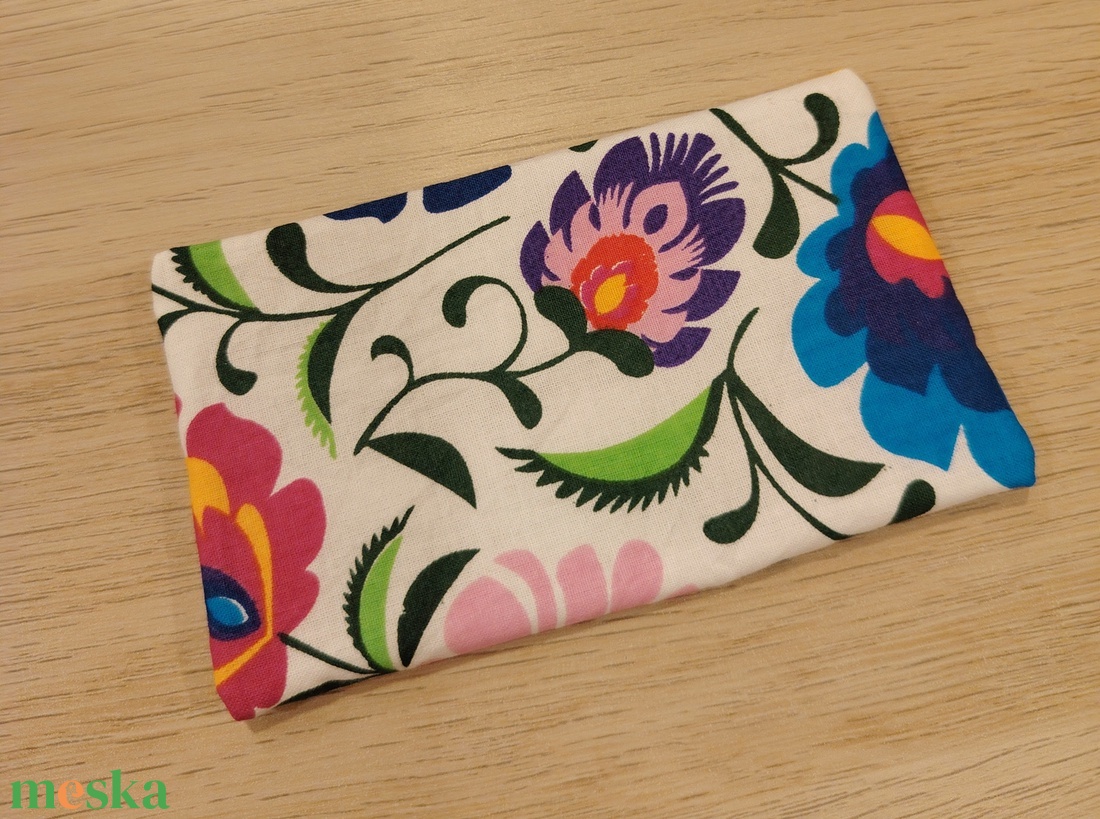 Virágos zsepitartó - táska & tok - pénztárca & más tok - zsebkendőtartó tok - Meska.hu