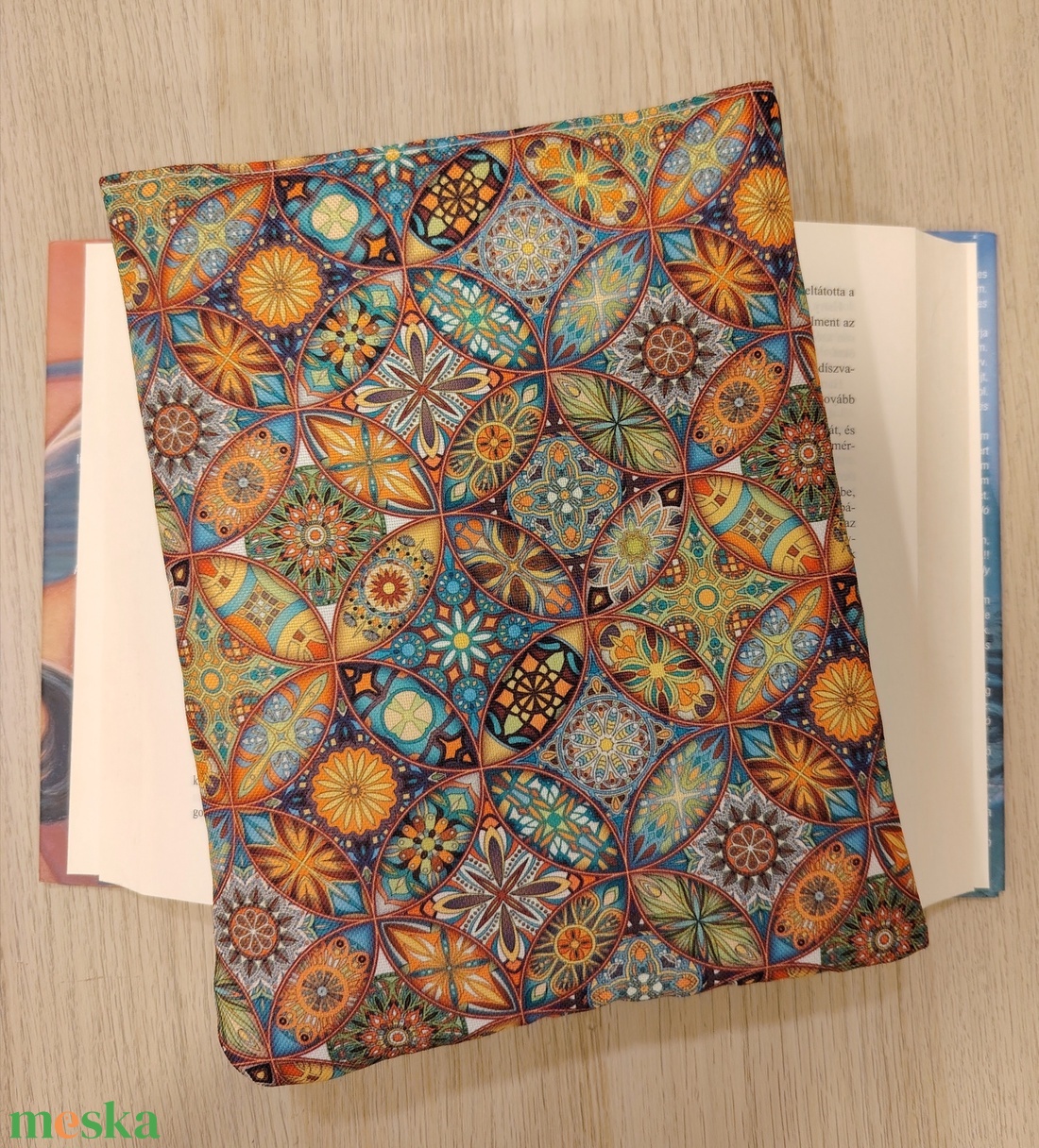 Vízhatlan ölelhető könyvtok (kaleidoszkóp))  - könyv & zene - könyvtok - Meska.hu