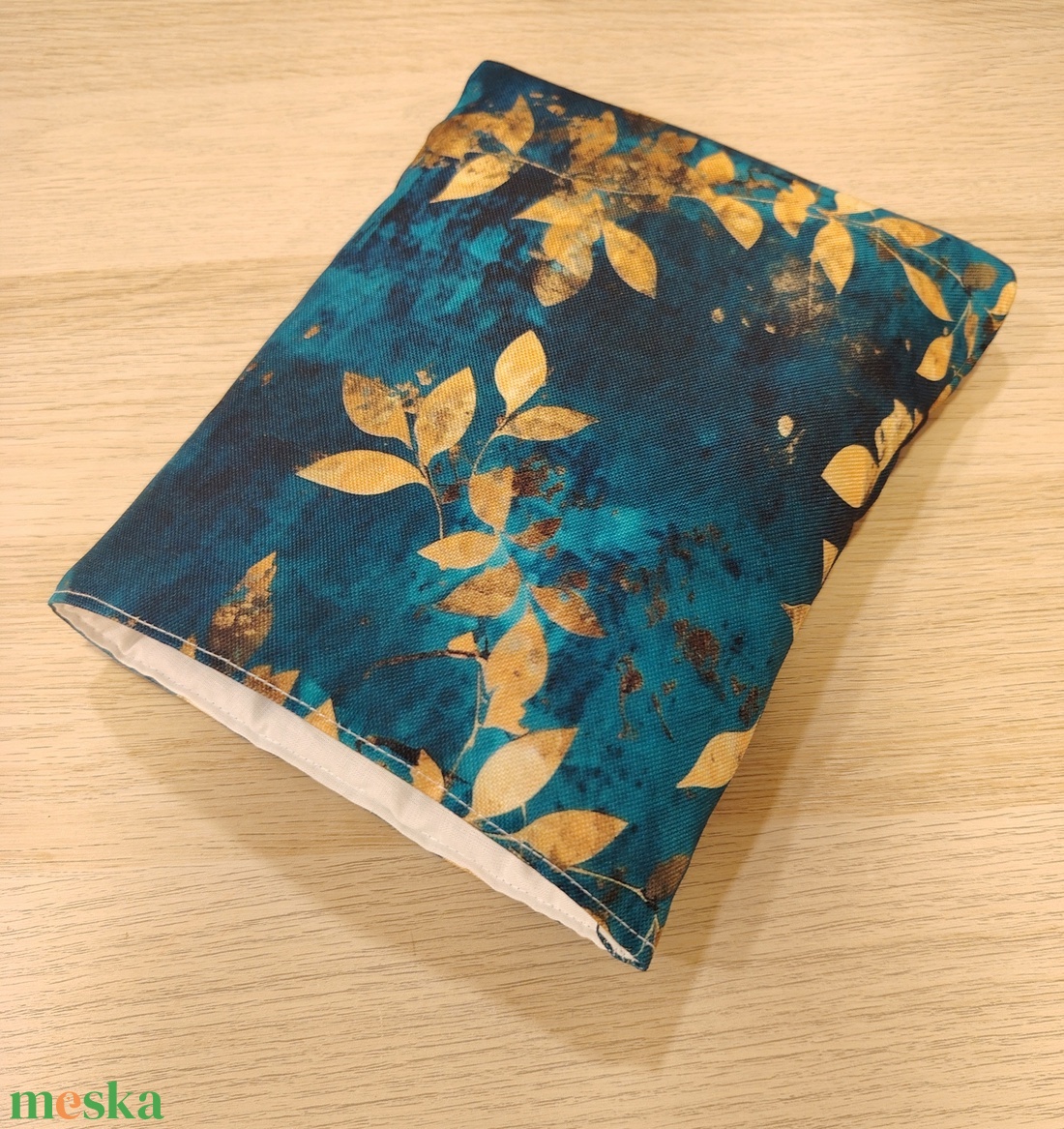 Vízhatlan ölelhető könyvtok (leveles inda)  - könyv & zene - könyvtok - Meska.hu