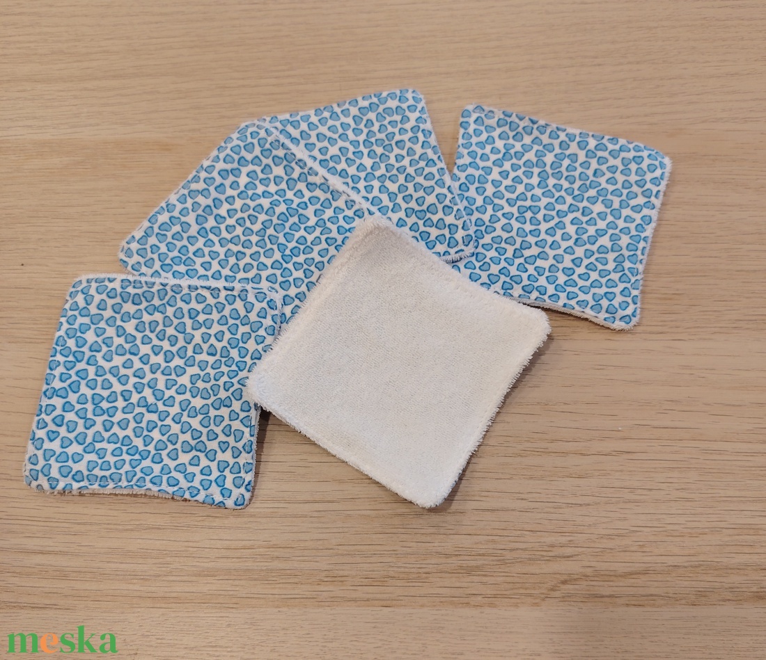 Szivecskés arctisztító párnácskák - szépségápolás - arcápolás - arctisztító korong - Meska.hu