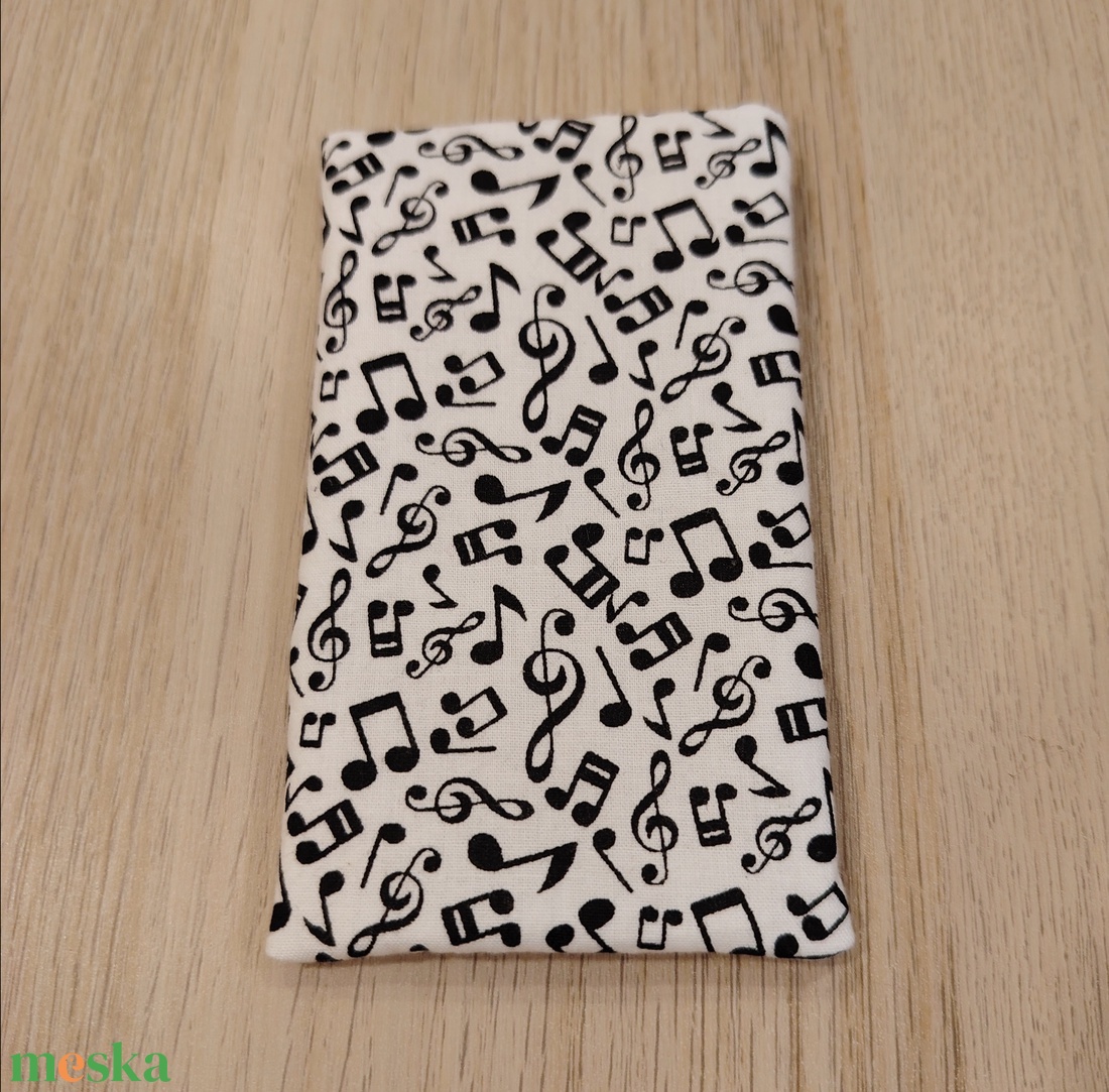 Hangjegyes zsepitartó - táska & tok - pénztárca & más tok - zsebkendőtartó tok - Meska.hu