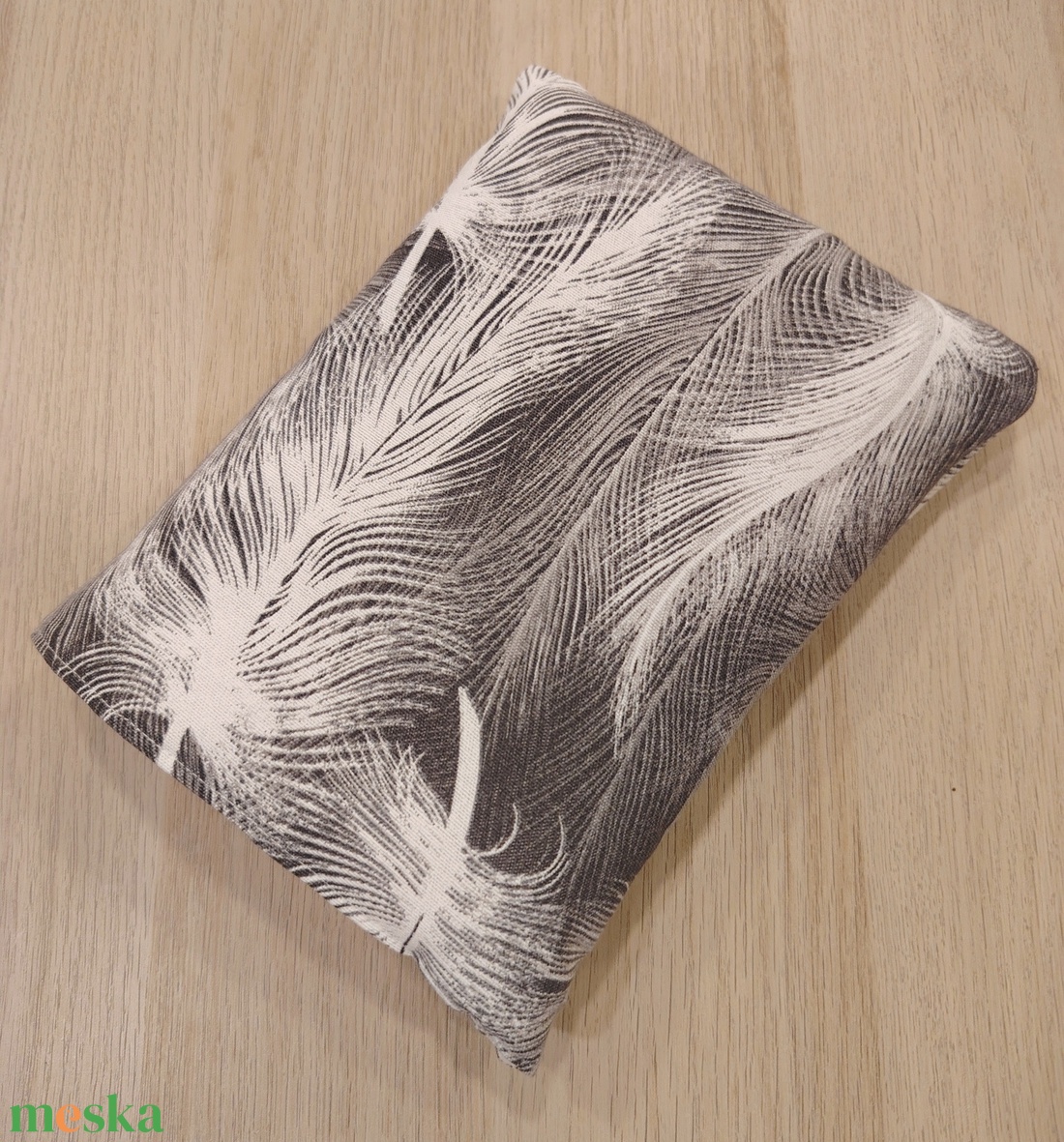 Tollas könyvtok - otthon & életmód - papír, írószer - könyv- és füzetborító - Meska.hu