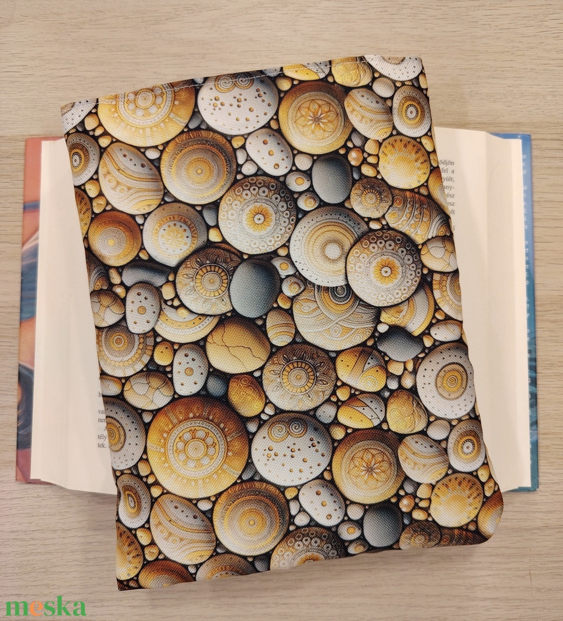 Vízhatlan ölelhető könyvtok (kavicsok)) - könyv & zene - könyvtok - Meska.hu