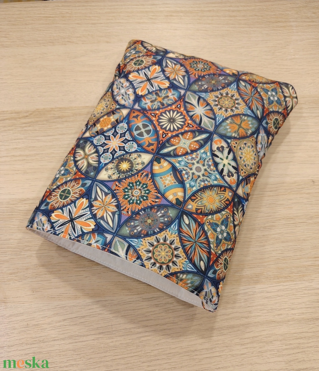 Vízhatlan ölelhető könyvtok (mandala)  - könyv & zene - könyvtok - Meska.hu