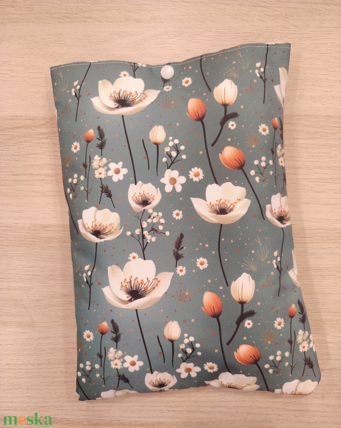 Nagy zárható vízhatlan könyvtok/tablet tok  (virágos))  - otthon & életmód - papír, írószer - könyv- és füzetborító - Meska.hu