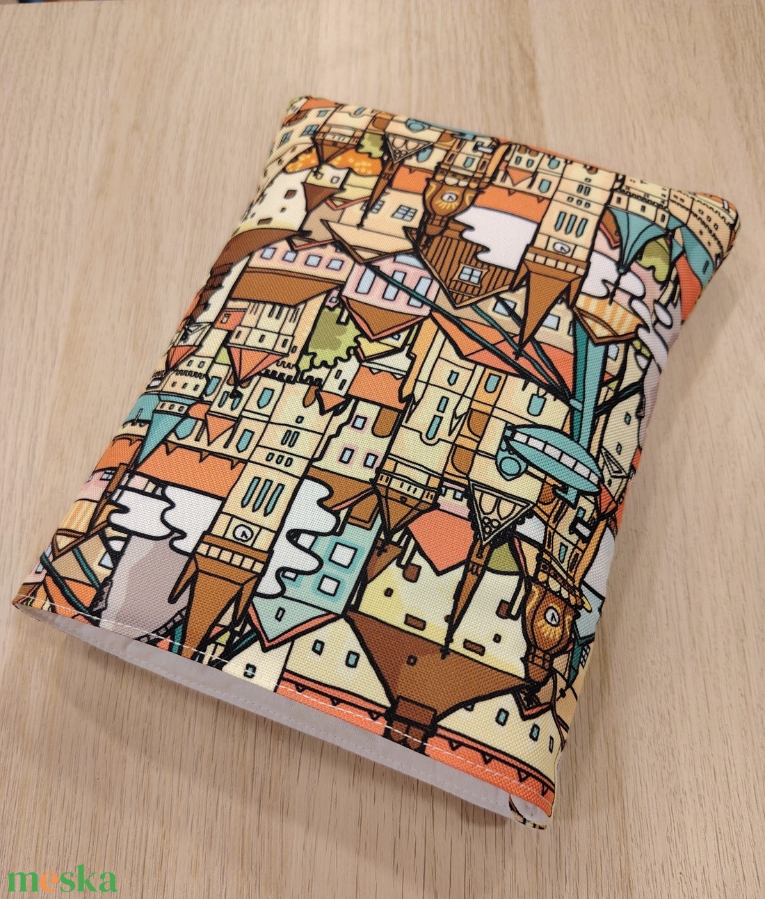 Vízhatlan ölelhető könyvtok (város)  - könyv & zene - könyvtok - Meska.hu