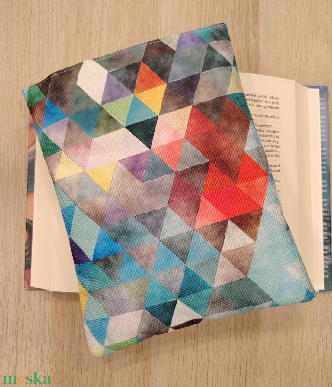 Vízhatlan ölelhető könyvtok (háromszög) - könyv & zene - könyvtok - Meska.hu