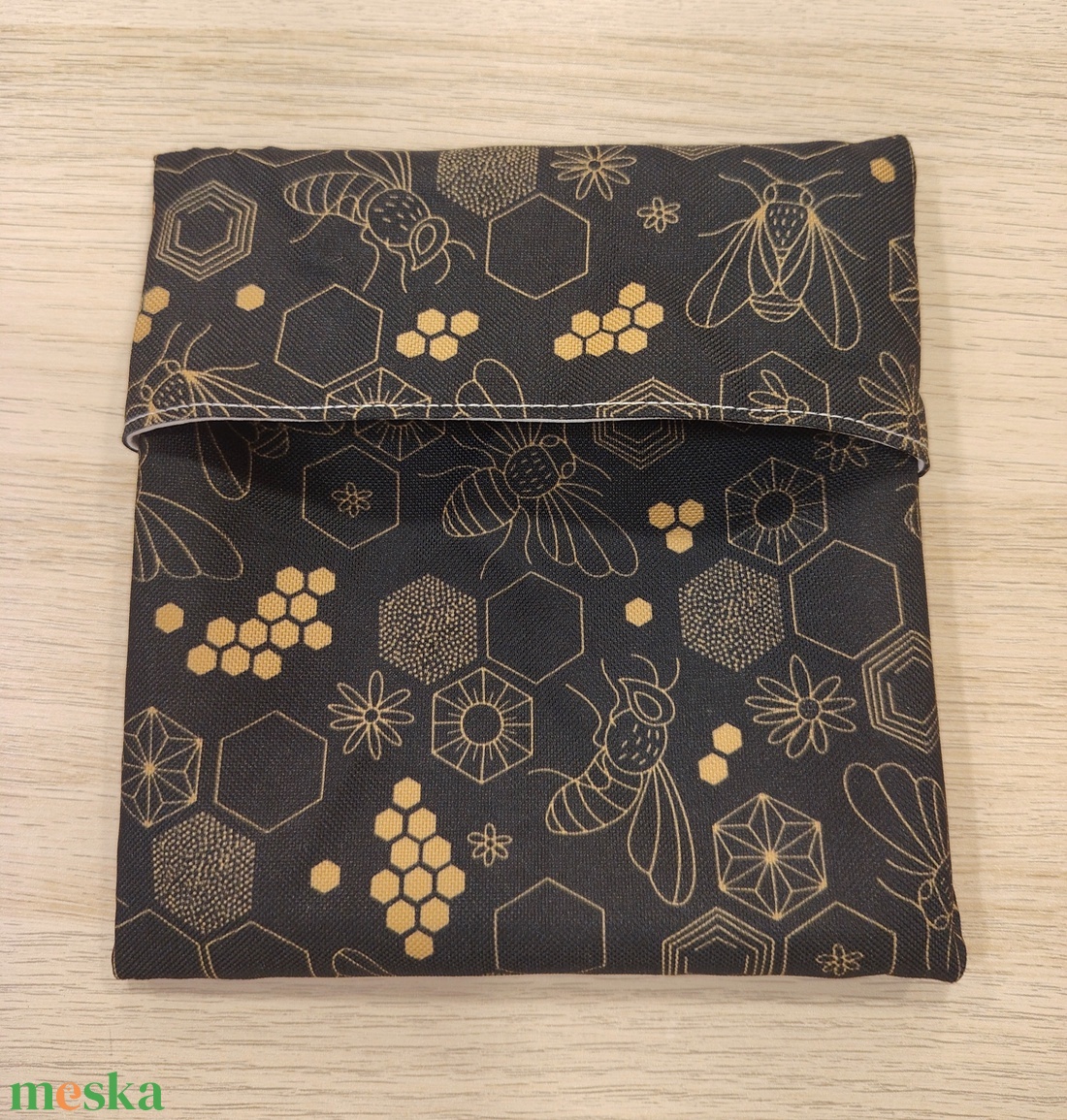 Méhecskés nasi tasak - táska & tok - uzsonna- & ebéd tartó - szendvics csomagoló - Meska.hu