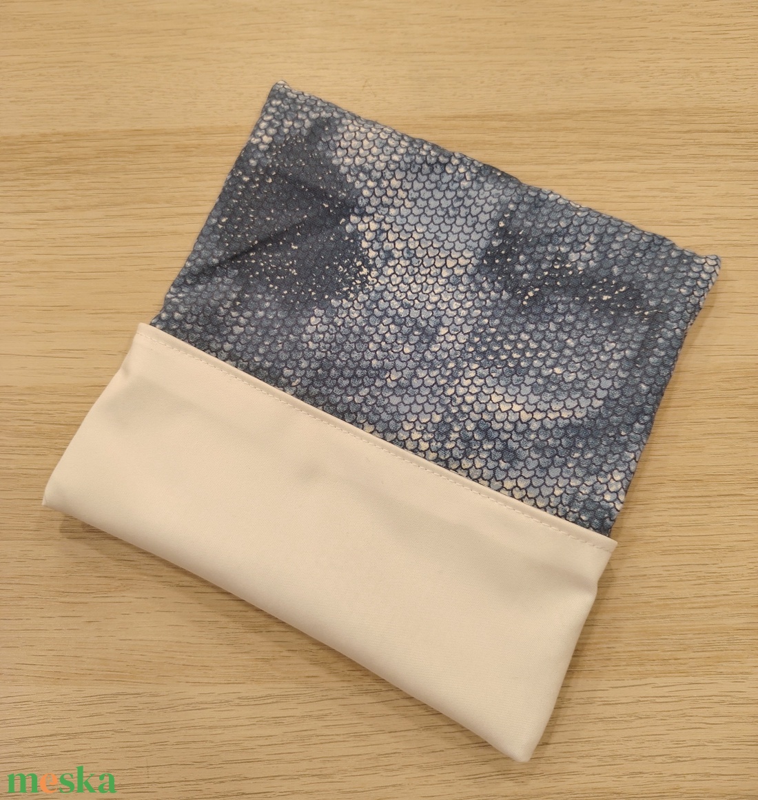 Pikkelyes nasi tasak - táska & tok - uzsonna- & ebéd tartó - szendvics csomagoló - Meska.hu