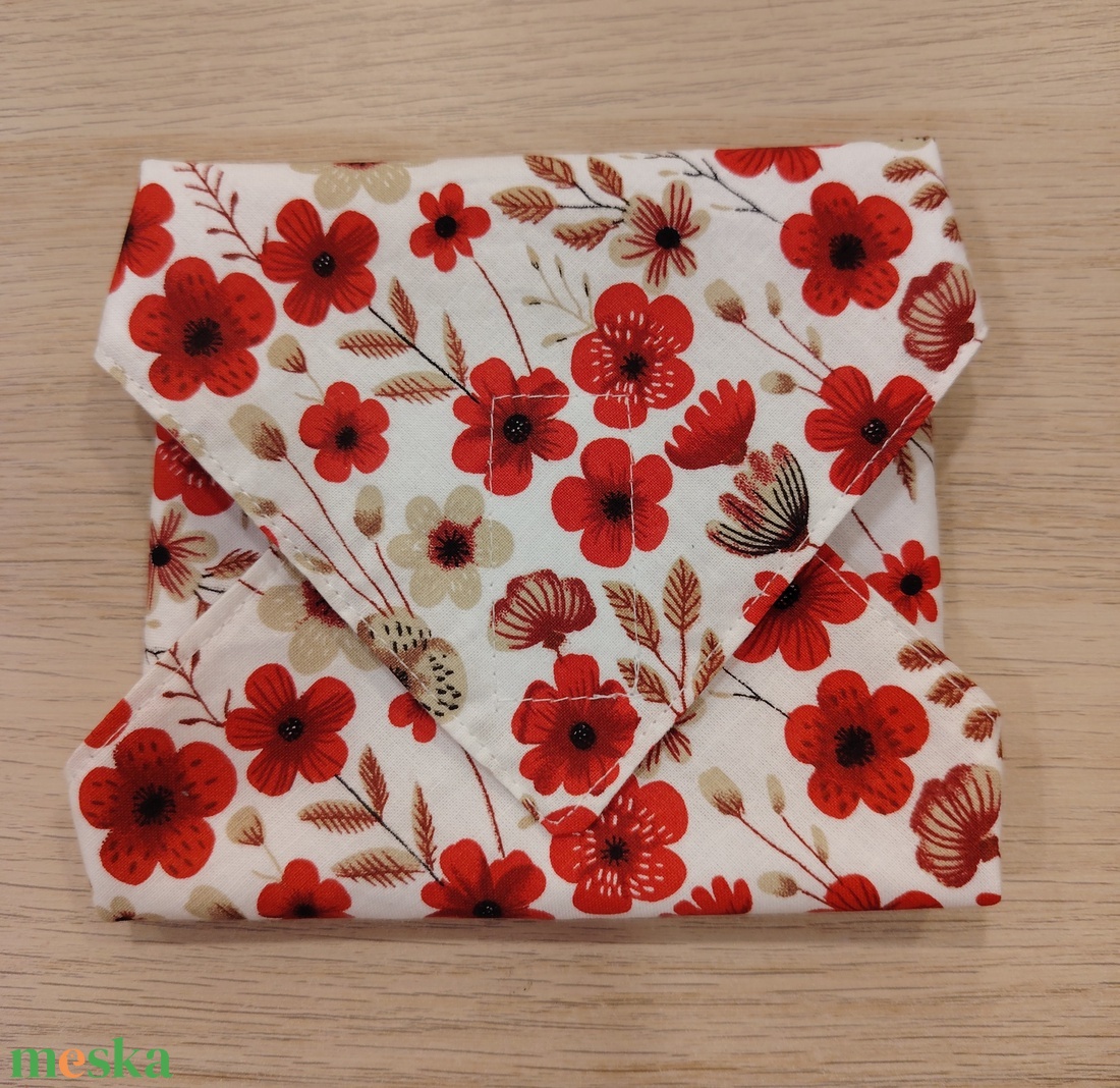 Virágos újraszalvéta - táska & tok - uzsonna- & ebéd tartó - szendvics csomagoló - Meska.hu
