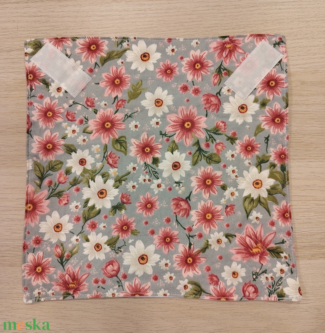 Virágos újraszalvéta - táska & tok - uzsonna- & ebéd tartó - szendvics csomagoló - Meska.hu