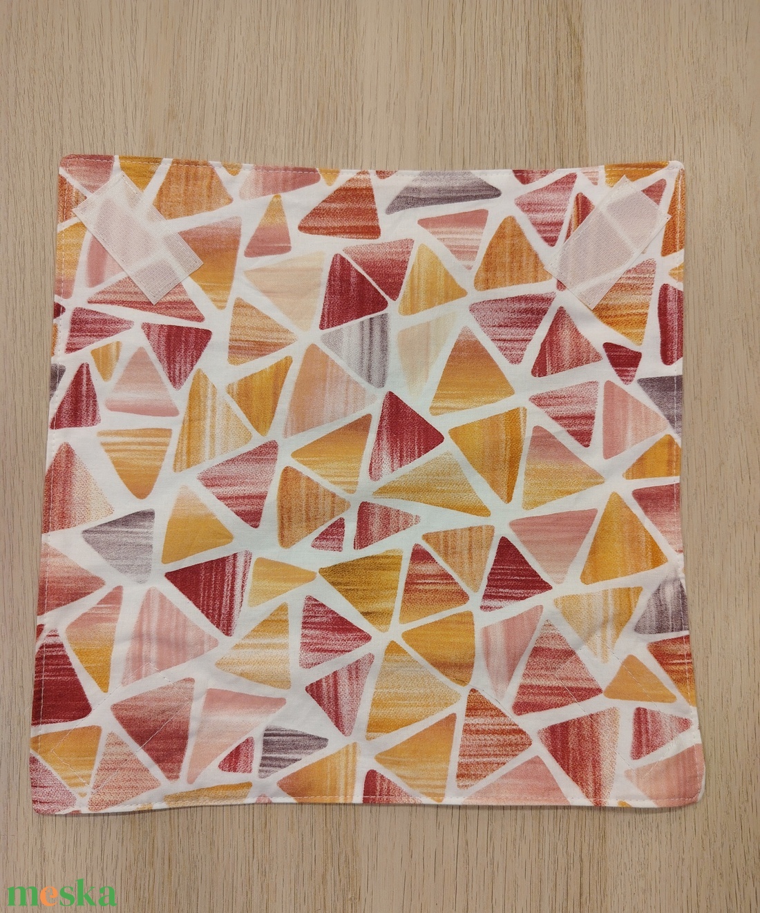 Háromszög újraszalvéta - táska & tok - uzsonna- & ebéd tartó - szendvics csomagoló - Meska.hu