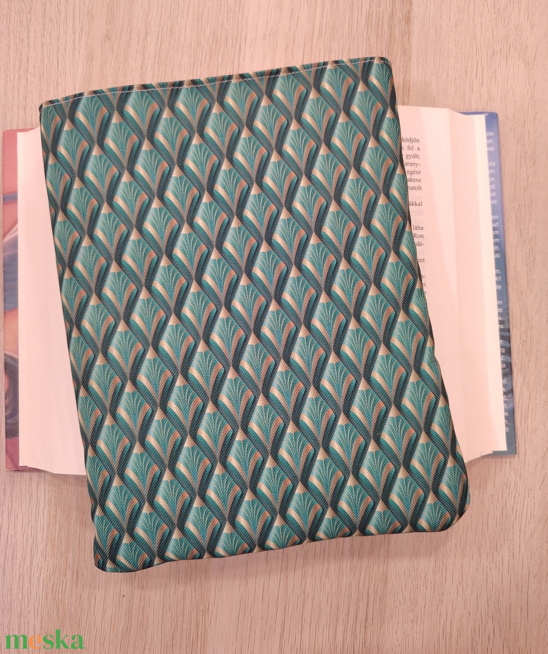 Vízhatlan ölelhető könyvtok ( páva ) - könyv & zene - könyvtok - Meska.hu