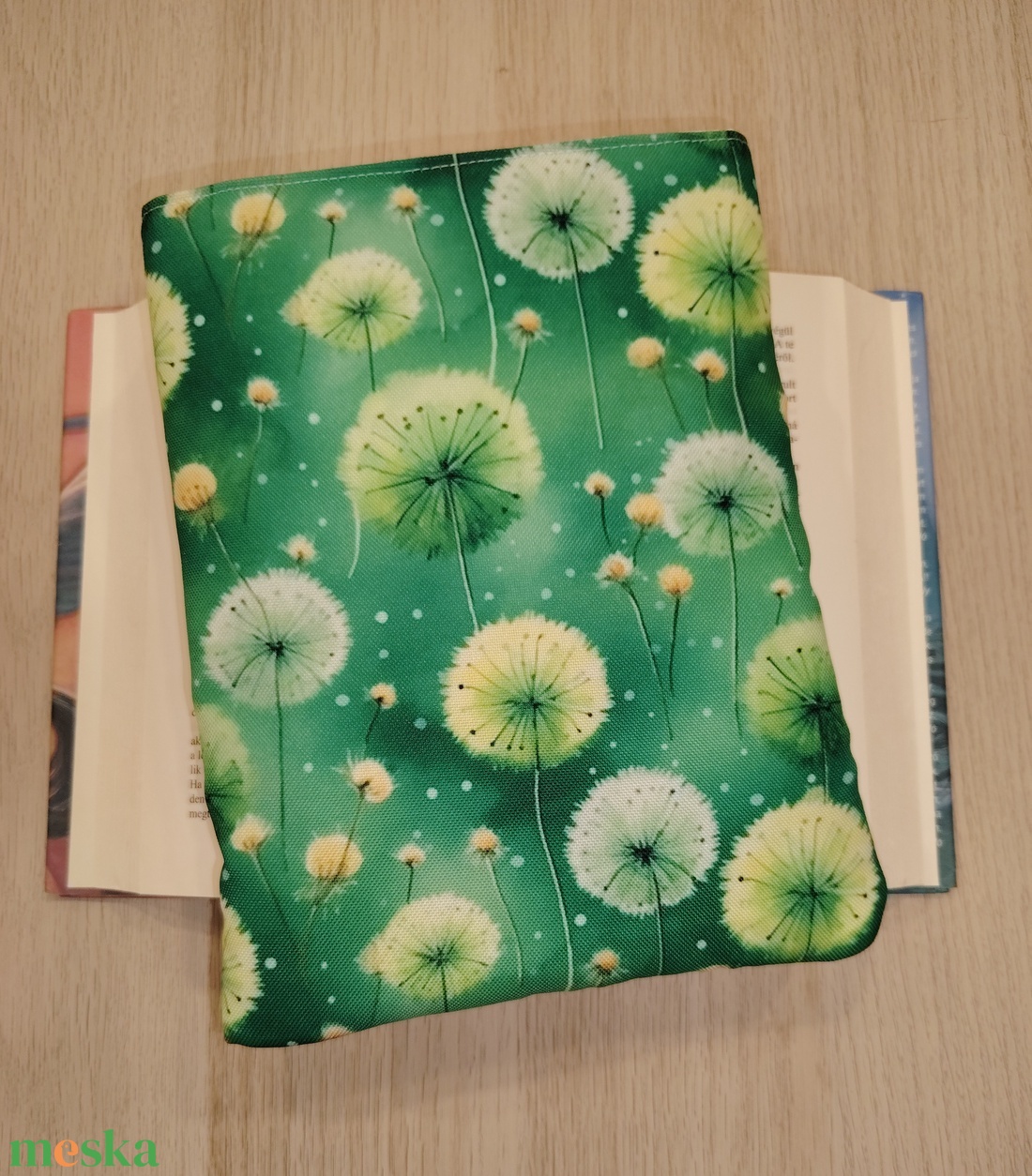 Vízhatlan ölelhető könyvtok (pitypang) - könyv & zene - könyvtok - Meska.hu