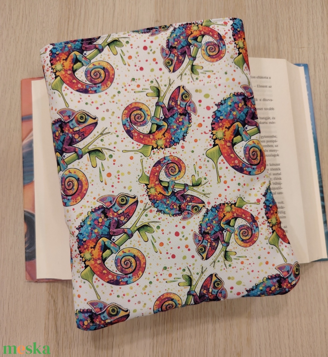 Vízhatlan ölelhető könyvtok ( kaméleon ) - könyv & zene - könyvtok - Meska.hu