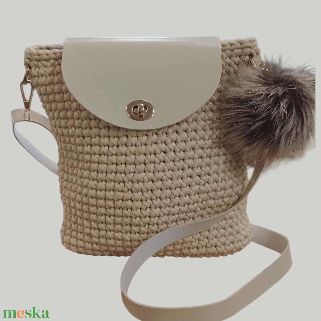 Bézs horgolt válltáska - táska & tok - kézitáska & válltáska - válltáska - Meska.hu