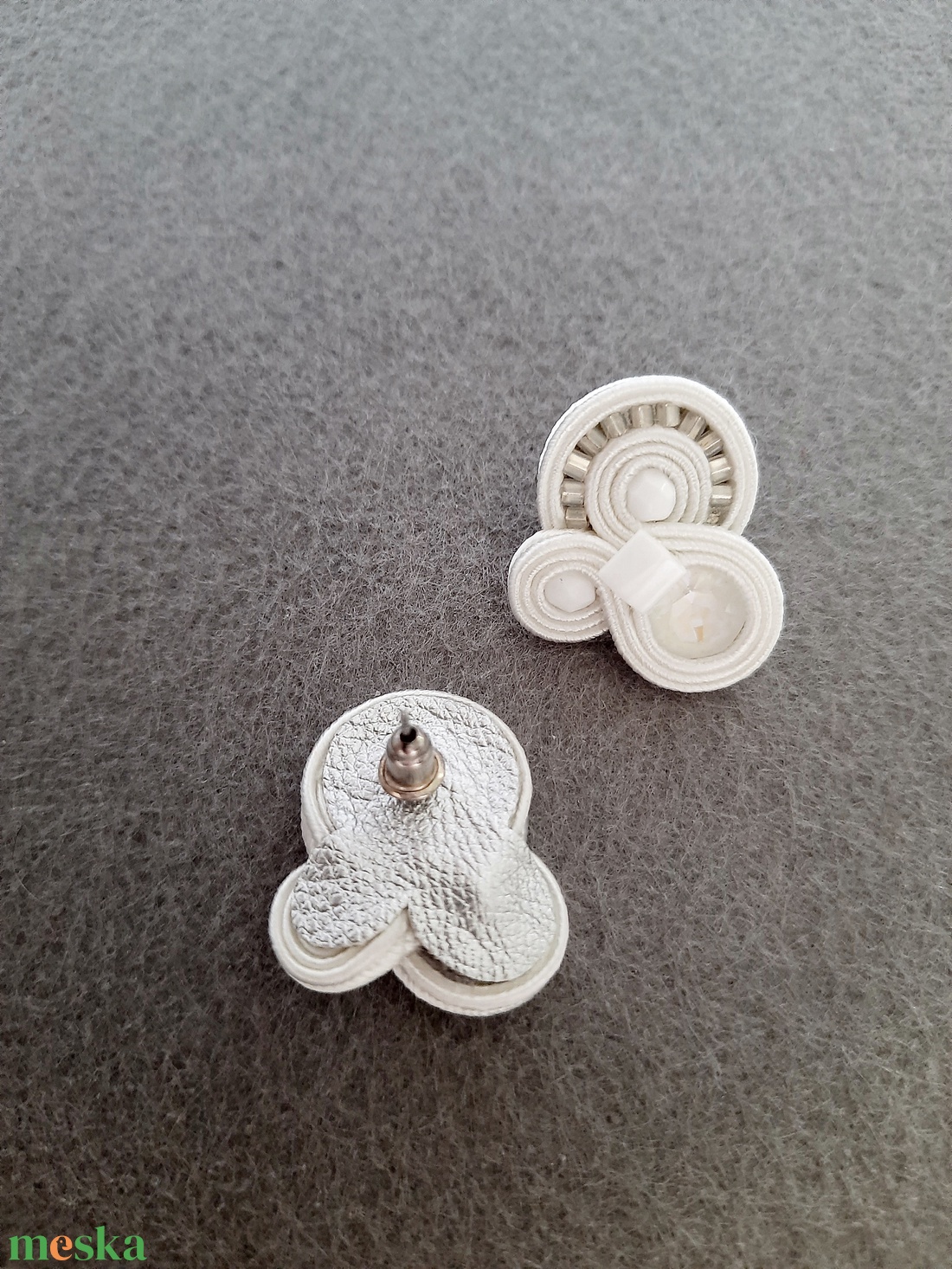 Elegáns sujtás fülbevaló - ékszer - fülbevaló - pötty fülbevaló - Meska.hu