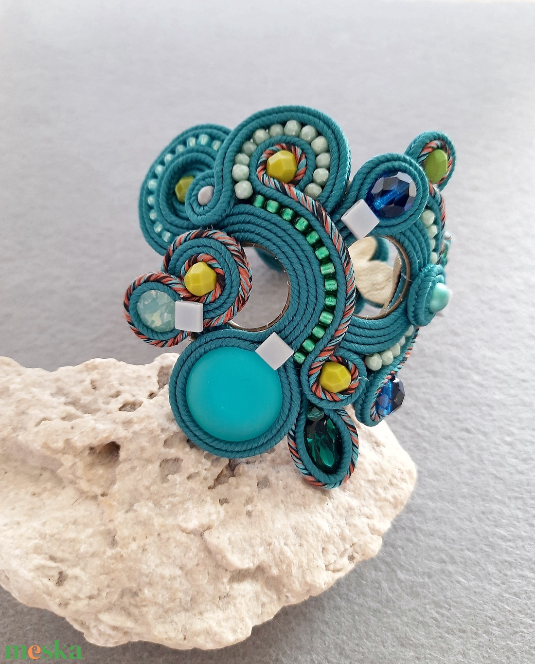 Sujtás karkötő - ékszer - karkötő - széles karkötő - Meska.hu