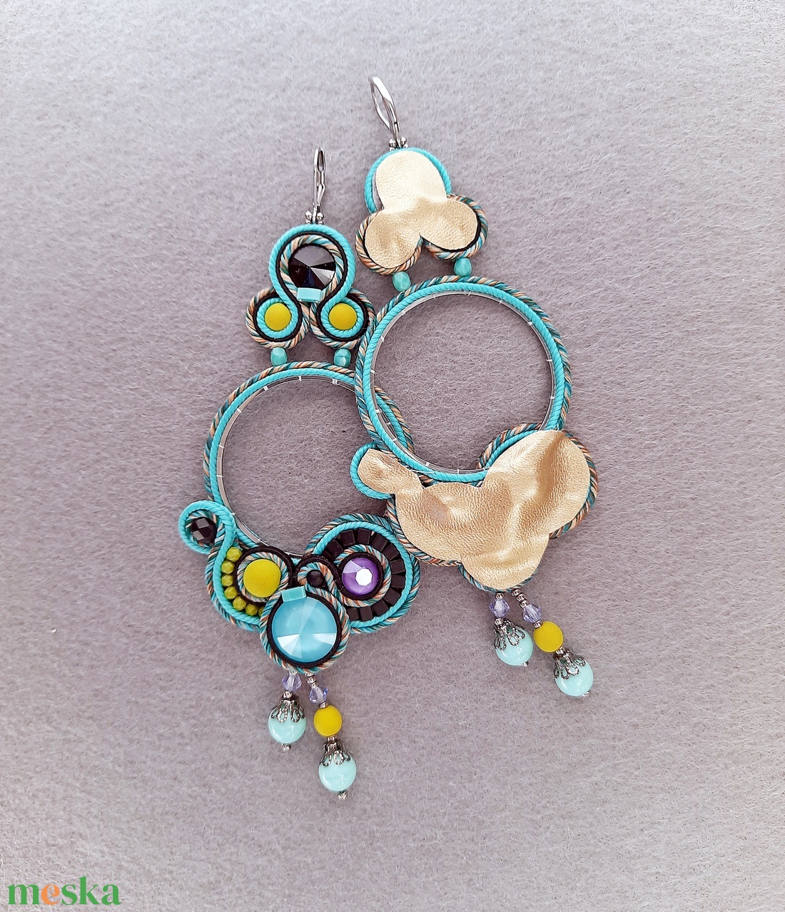 Türkiz sujtás fülbevaló - ékszer - fülbevaló - csillár fülbevaló - Meska.hu