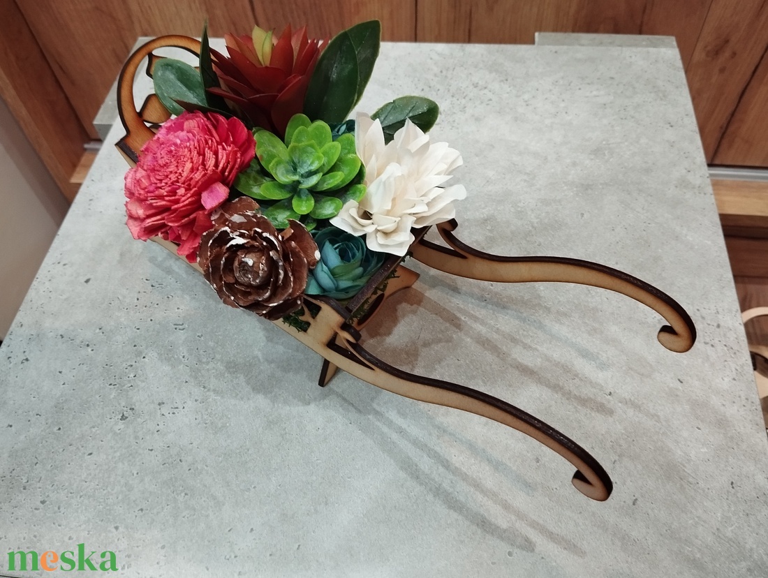 Nagy talicska - otthon & életmód - dekoráció - asztal és polc dekoráció - asztaldísz - Meska.hu