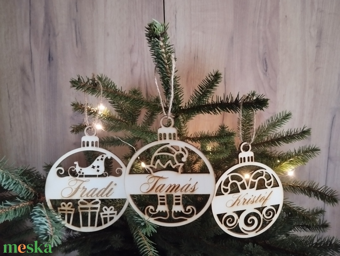 Névre szóló karácsonyfa dísz  - karácsony - karácsonyi lakásdekoráció - karácsonyfadíszek - Meska.hu