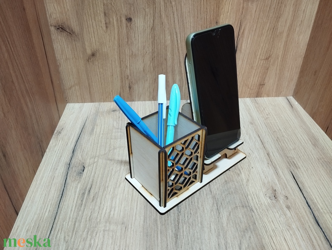 Ceruzatartó telefontartóval - otthon & életmód - tárolás & rendszerezés - íróasztali tároló - Meska.hu