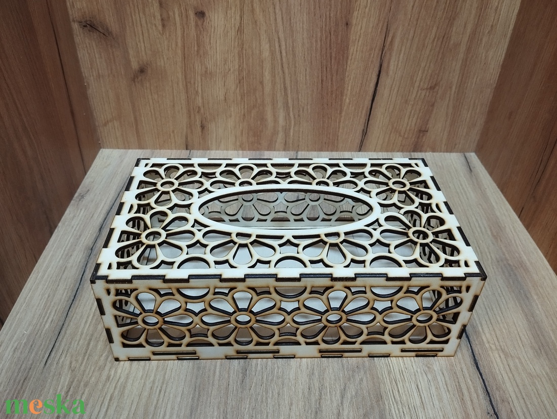 Fekvő zsebkendő tartó  - otthon & életmód - tárolás & rendszerezés - zsebkendőtartó - Meska.hu