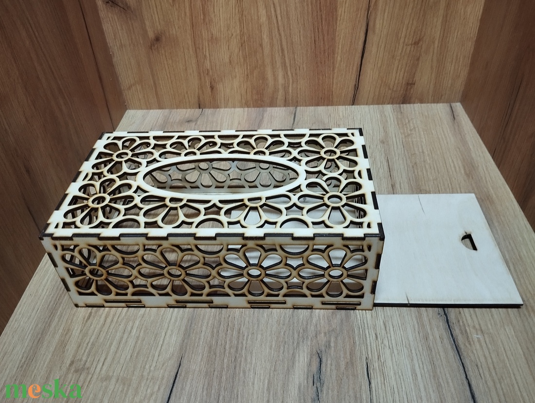 Fekvő zsebkendő tartó  - otthon & életmód - tárolás & rendszerezés - zsebkendőtartó - Meska.hu