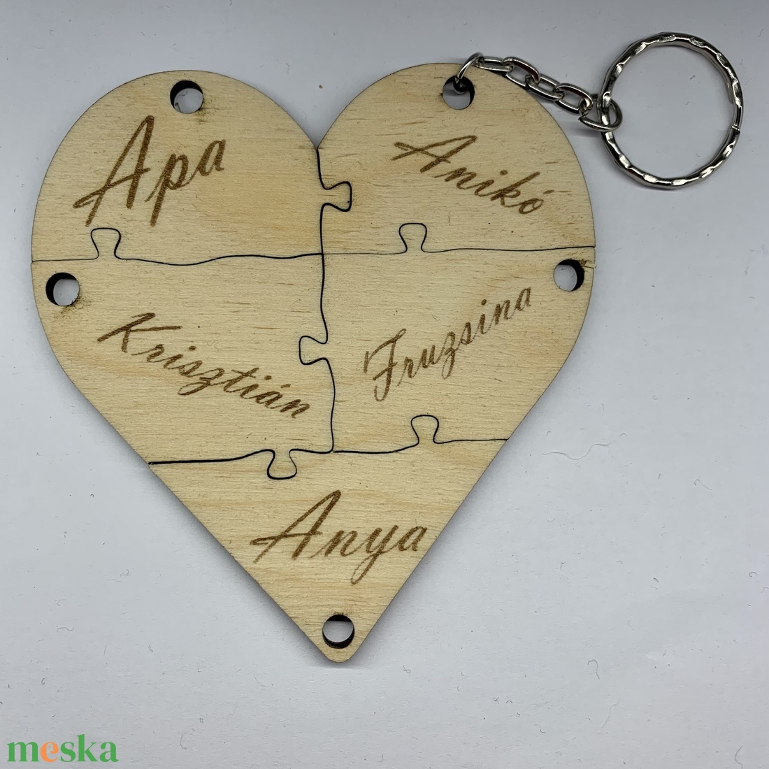 Szív formájú puzzle kulcstartó 5 családtagnak - táska & tok - kulcstartó & táskadísz - kulcstartó - Meska.hu Szív formájú puzzle kulcstartó 5 családtagnak - táska & tok - kulcstartó & táskadísz - kulcstartó - Meska.hu