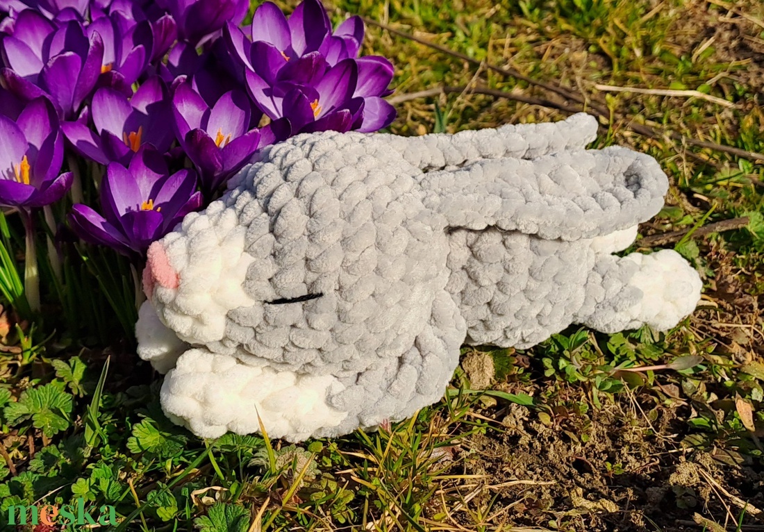 Nyuszi plüss - ünnepi díszek, dekorációk - húsvéti díszek és dekorációk - húsvéti asztaldíszek - Meska.hu