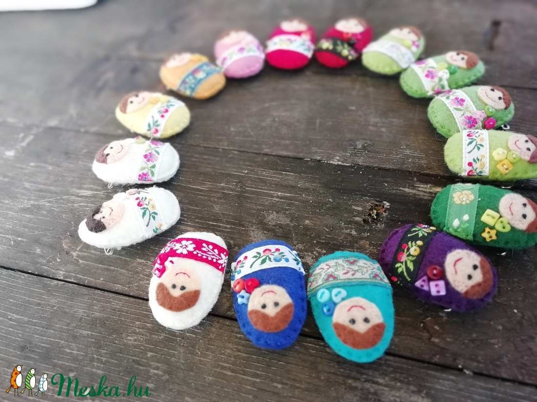 Matrjoska kitűző - ékszer - kitűző és bross - kitűző - Meska.hu