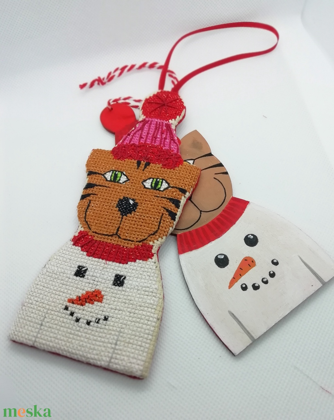 Cica hóemberes pulcsiban keresztszemes minta - kellékek & szerszámok - Meska.hu