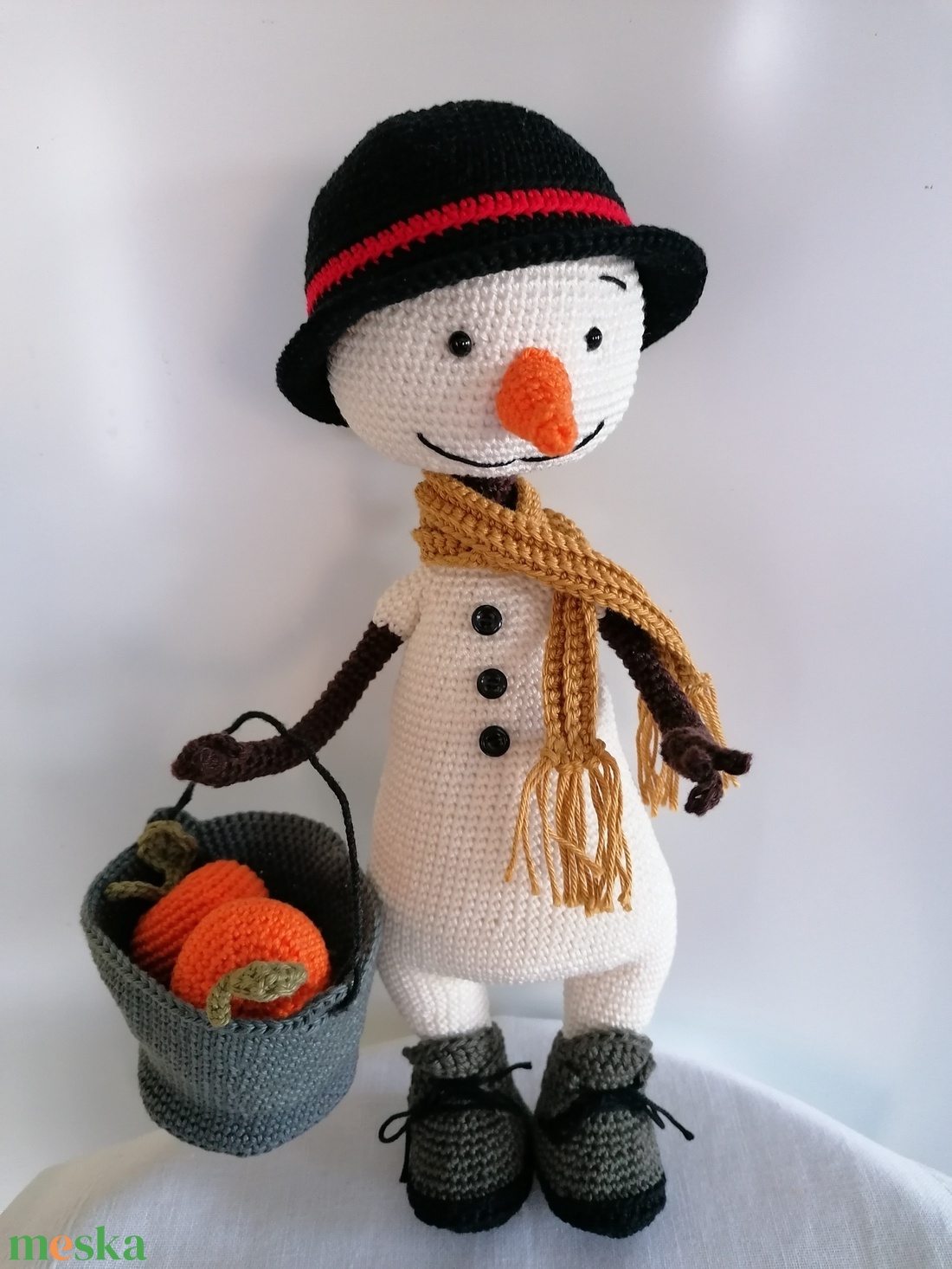 Amigurumi hóember  - karácsony - karácsonyi lakásdekoráció - karácsonyi manók, figurák - Meska.hu