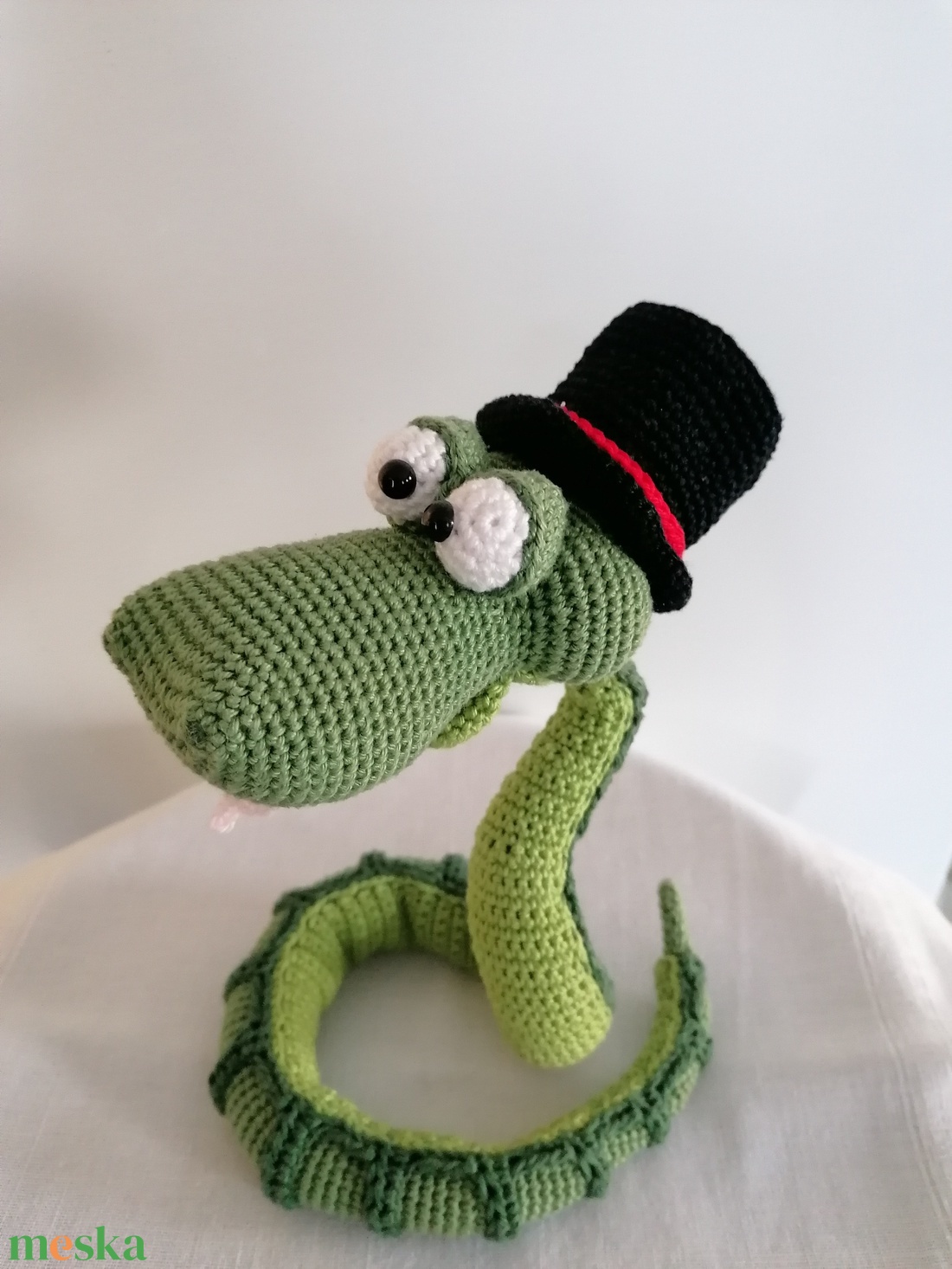 Amigurumi kígyó - otthon & életmód - dekoráció - asztal és polc dekoráció - asztaldísz - Meska.hu Amigurumi kígyó - otthon & életmód - dekoráció - asztal és polc dekoráció - asztaldísz - Meska.hu