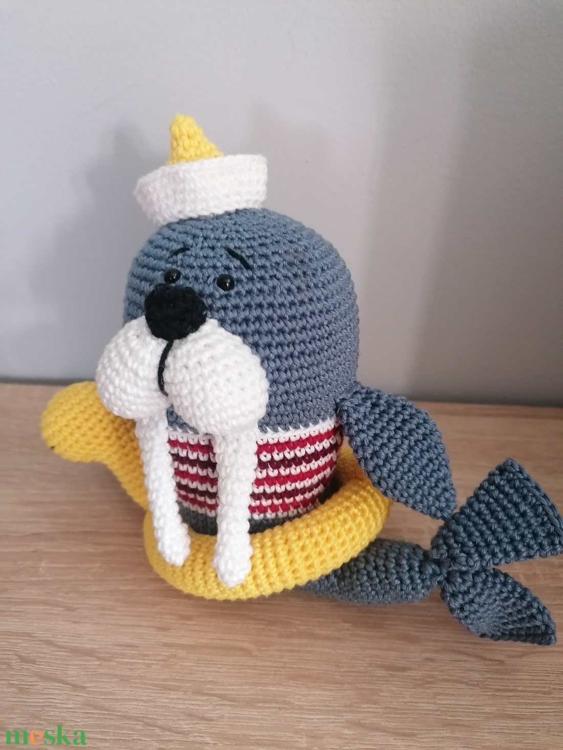 Amigurumi rozmár úszógumival  - játék & sport - plüssállat & játékfigura - más figura - Meska.hu
