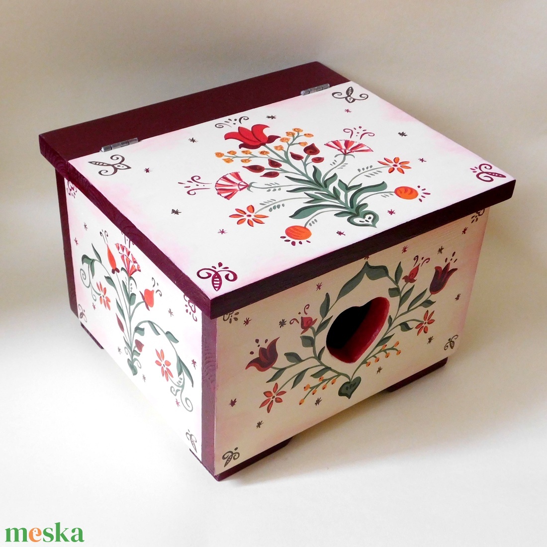 Hagyományos stílusú, mesés hangulatú, menyasszonyi láda, tulipános festett fa ládikó, magyar motívumos tulipános láda - esküvő - esküvői szett - Meska.hu Hagyományos stílusú, mesés hangulatú, menyasszonyi láda, tulipános festett fa ládikó, magyar motívumos tulipános láda - esküvő - esküvői szett - Meska.hu