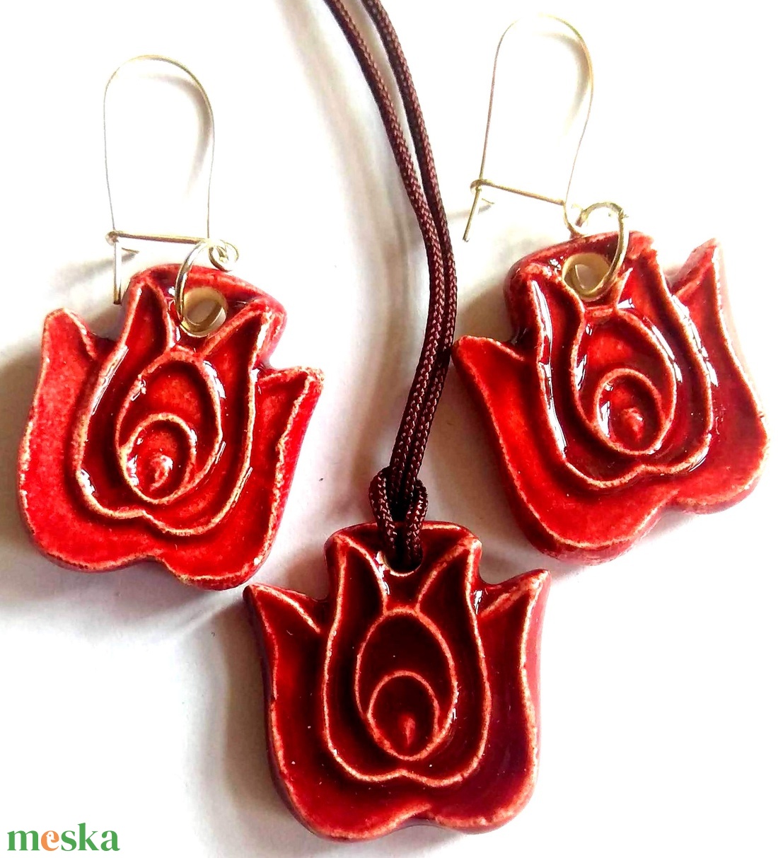 Bordó matyó tulipán - kerámia ékszerszett - ékszer - ékszerszett - Meska.hu