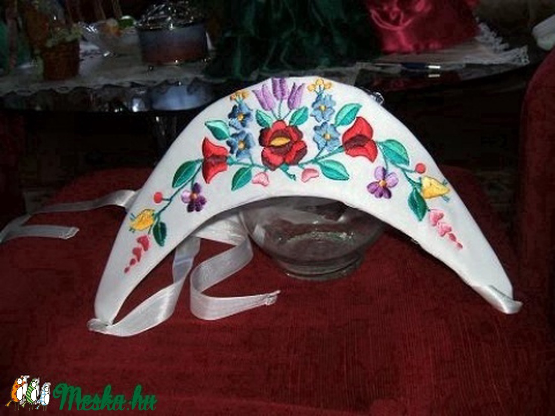 Kalocsai hímzett párta düssesz anyagból -  - Meska.hu