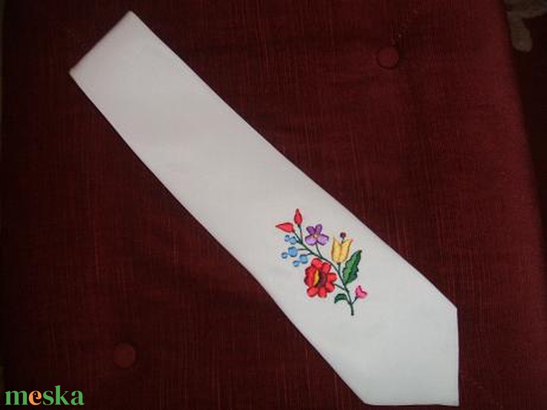 Kalocsai himzett férfi nyakkendő - esküvő - kiegészítők - nyakkendő - Meska.hu