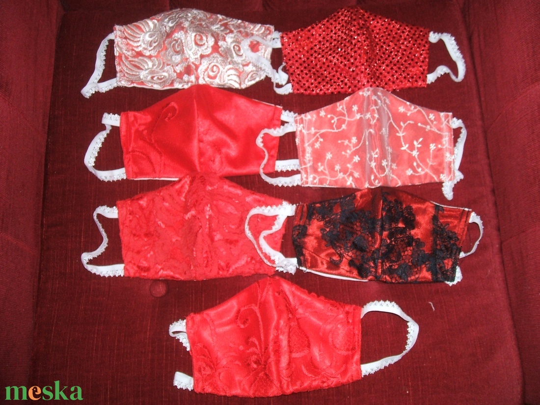 Szájkendők, maszkok esküvőre alkalomra, Mr - Mrs, csipkések - esküvő - kiegészítők - esküvői maszk - Meska.hu