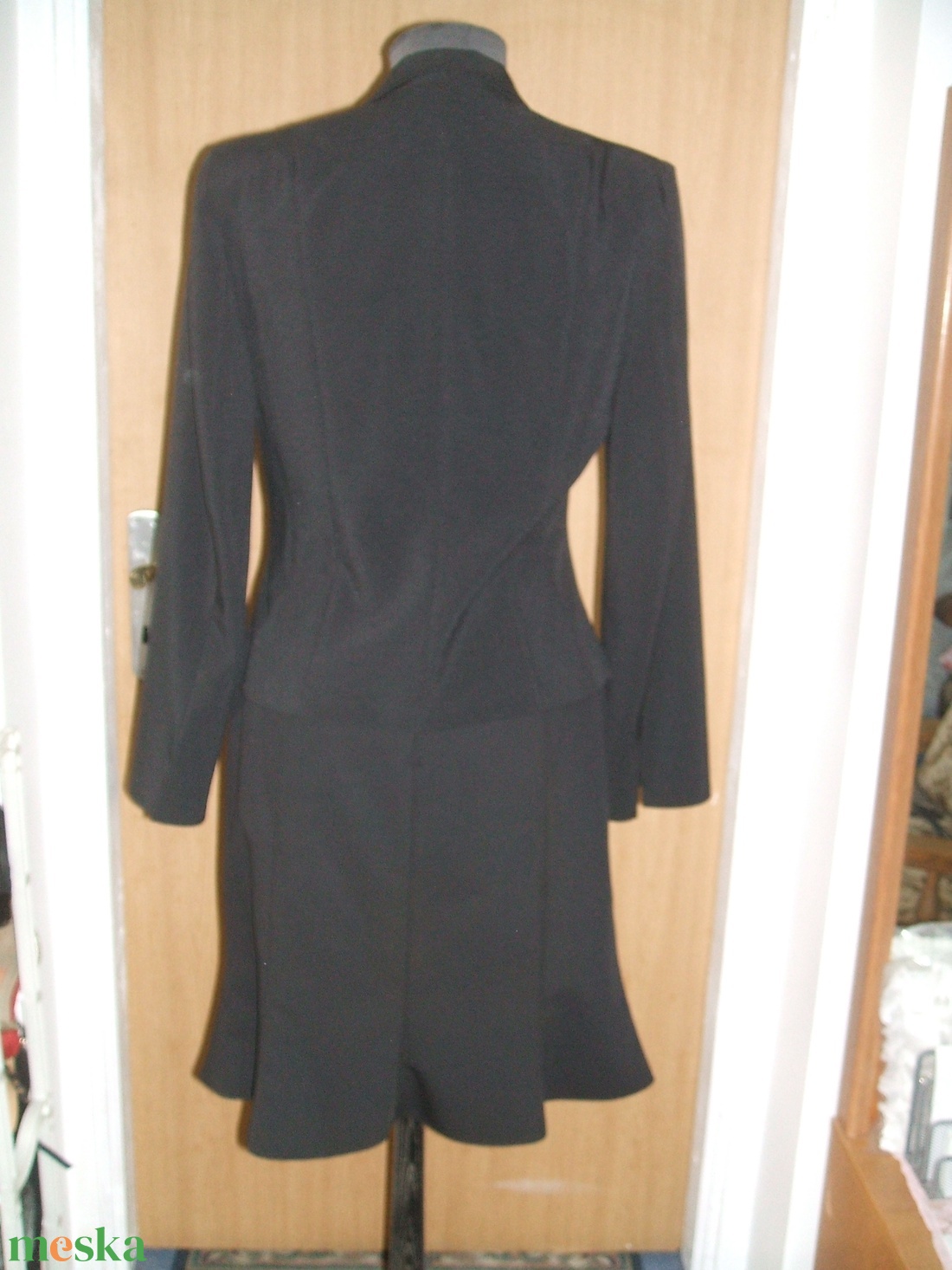 Női fekete szövet kosztüm, 40 méret - ruha & divat - női ruha - blézer & kosztüm - Meska.hu