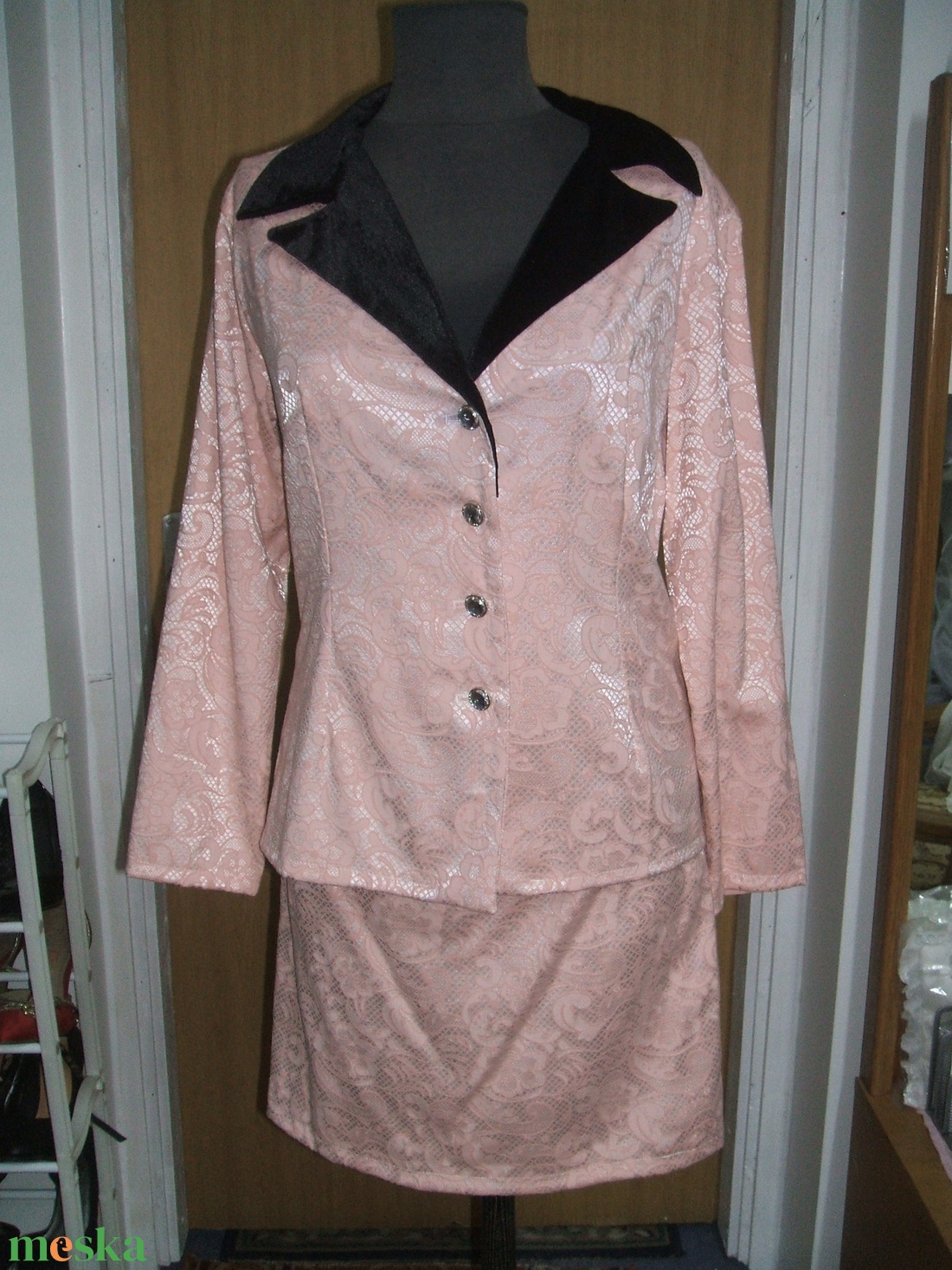 Női rózsaszin brokát kosztüm, 38-40-es méret - ruha & divat - női ruha - blézer & kosztüm - Meska.hu